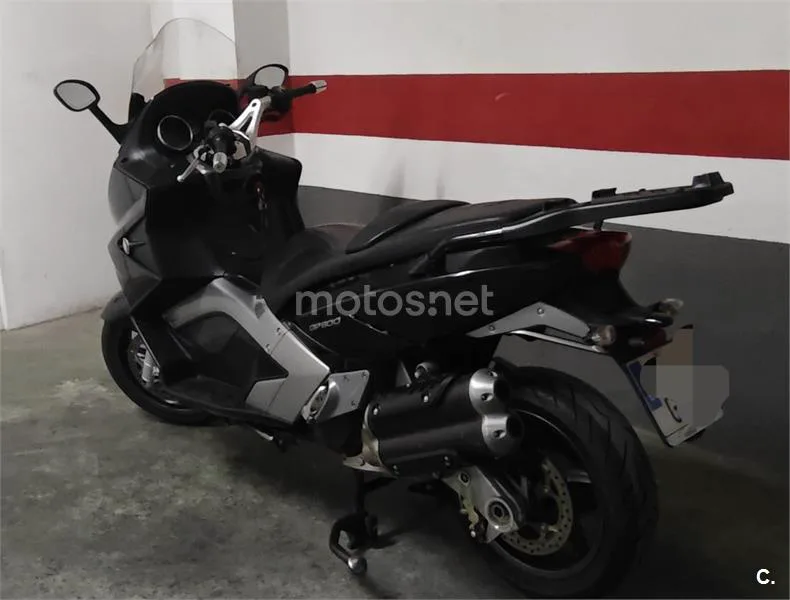 Gilera GP 800 – Vista 6