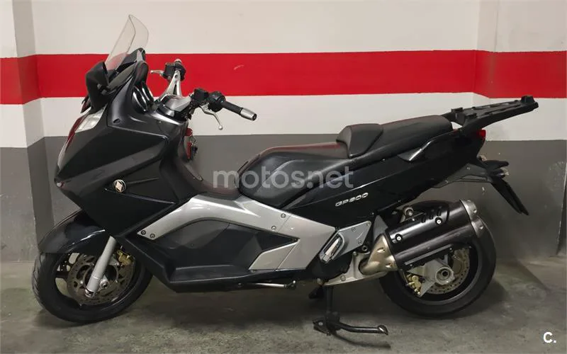 Gilera GP 800 – Vista 8