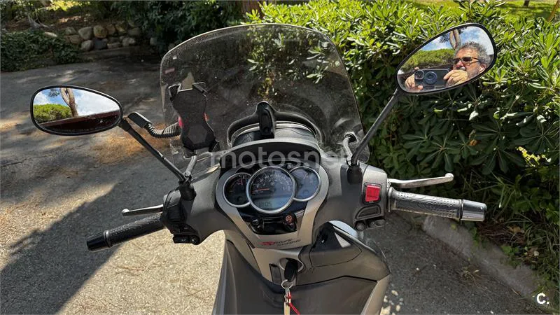 Piaggio Beverly 350 Sport Touring – Vista 5
