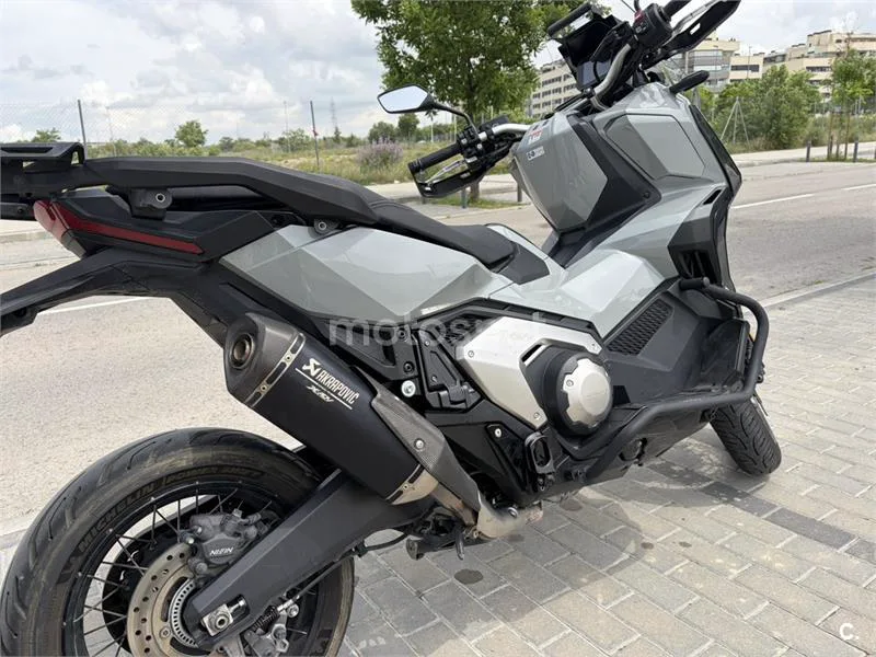 Honda X-ADV – Vista 4