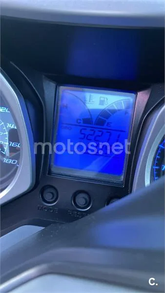 Kawasaki J300 – Vista 5