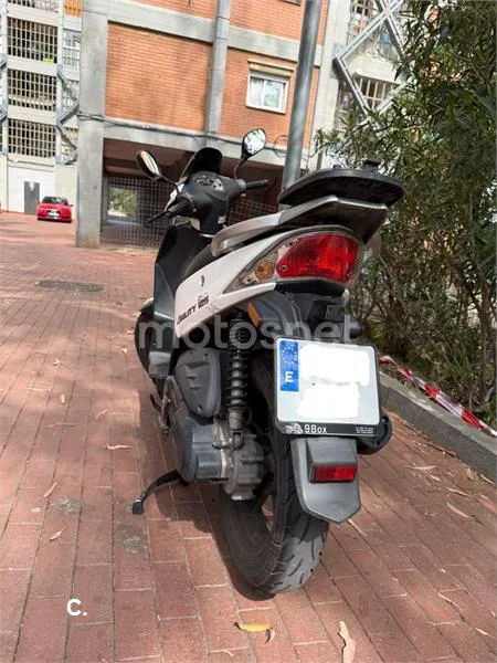 Kymco Agility City 125 – Vista 7