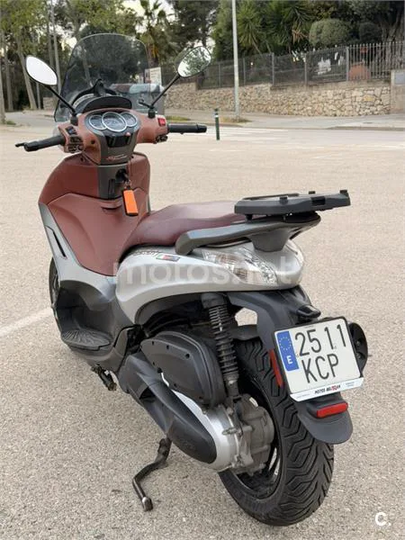 Piaggio Beverly 350 Sport Touring – Vista 3