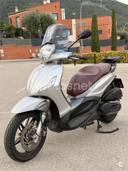 Piaggio Beverly 350 Sport Touring – Vista 7