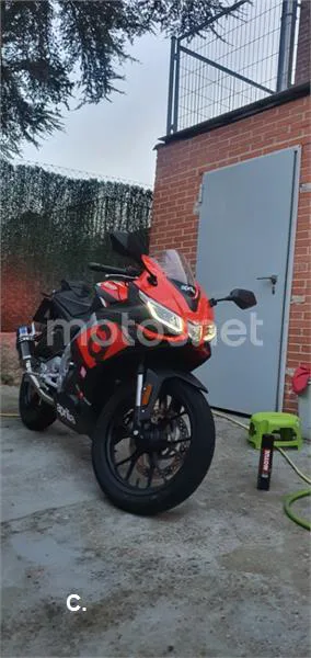 Aprilia RS 125 - Vista 4