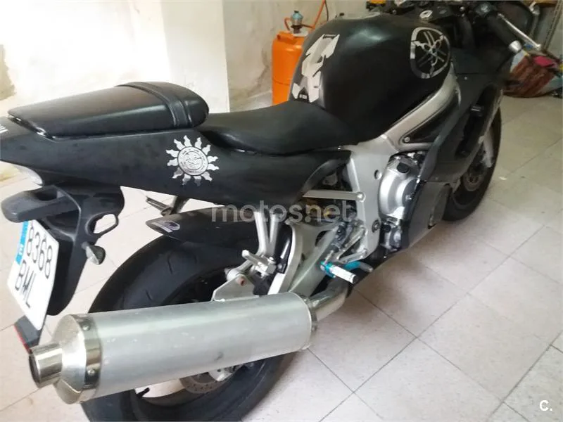 Yamaha R6 – Vista 4