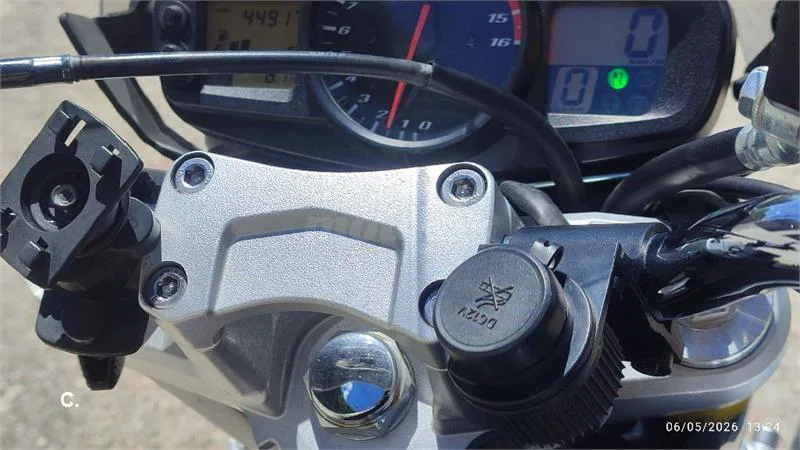 Suzuki GSR 600 – Vista 8