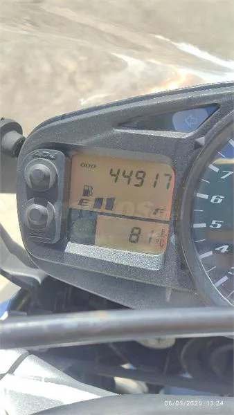 Suzuki GSR 600 – Vista 10