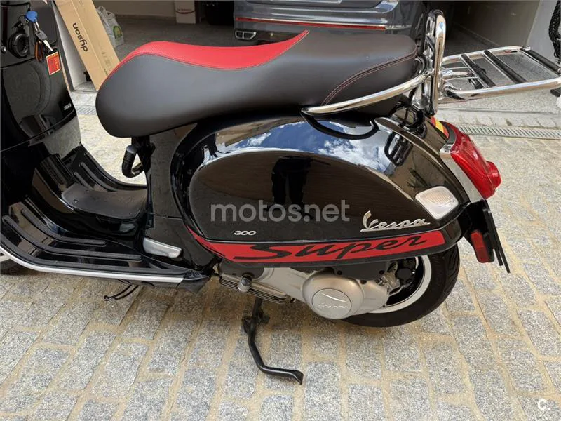 Vespa GTS Super 300 - Vista 7