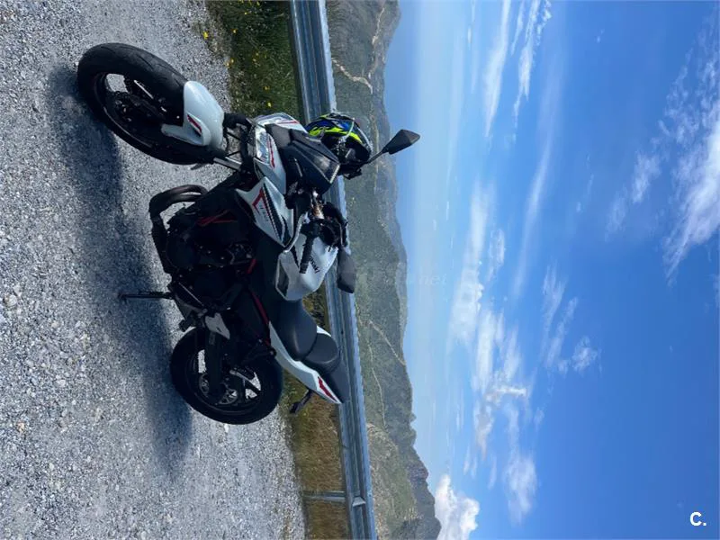 Kawasaki Z650 – Vista 2