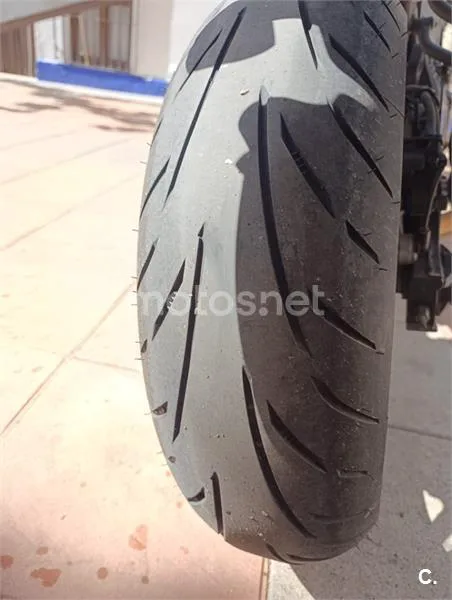 Yamaha XSR 700 – Vista 7