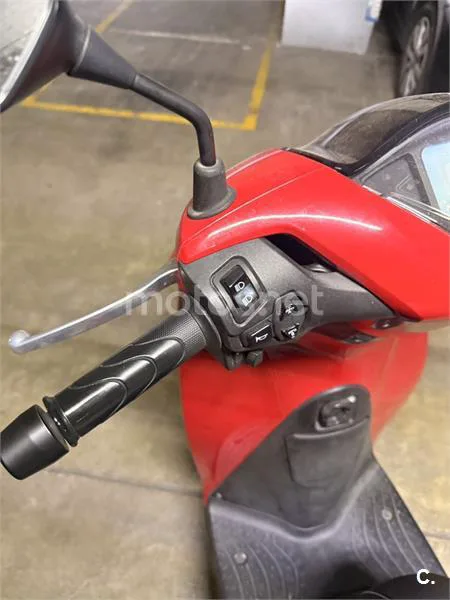 Honda SH 125i – Vista 8