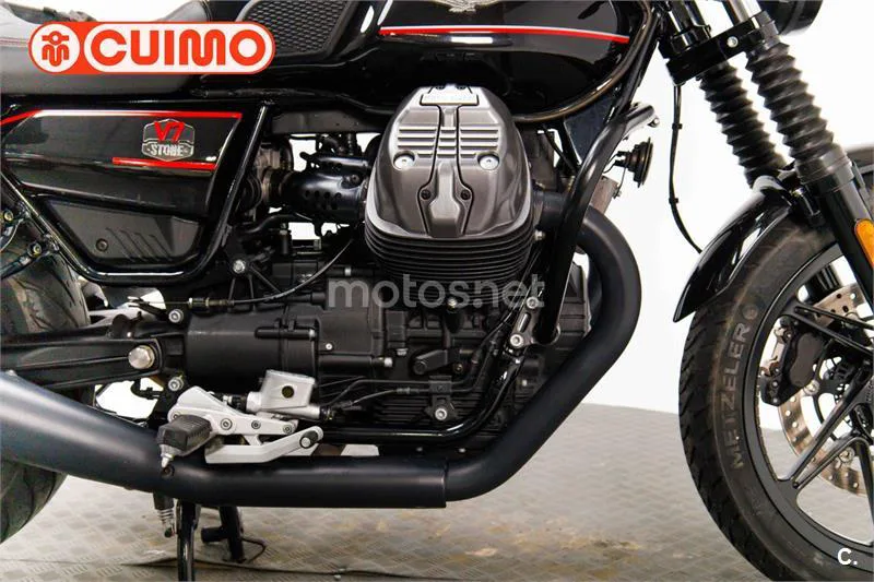 Moto Guzzi V7 – Vista 13