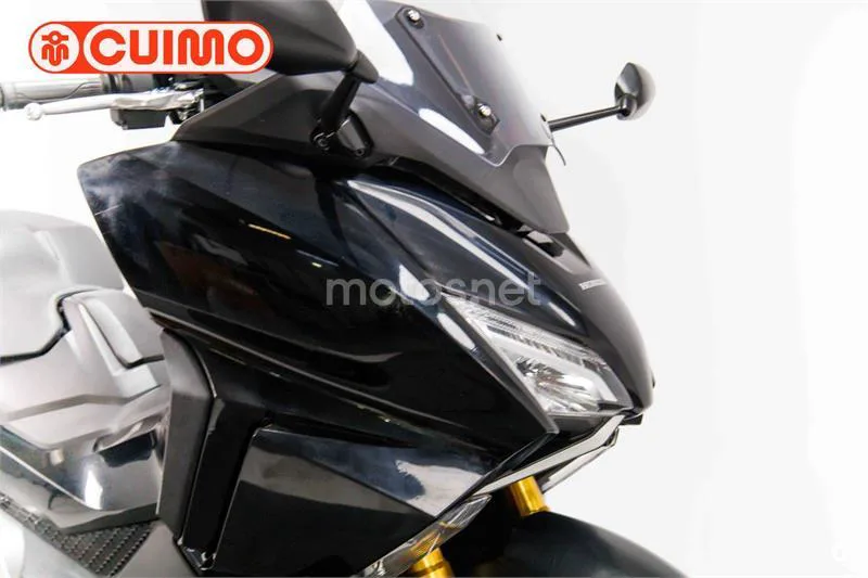 Honda Forza 750 – Vista 11