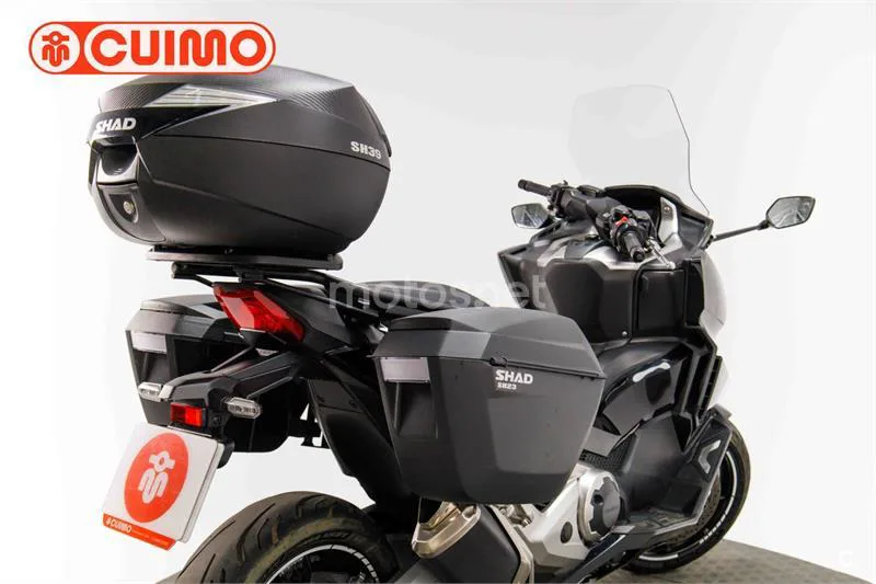 Honda Forza 750 – Vista 16