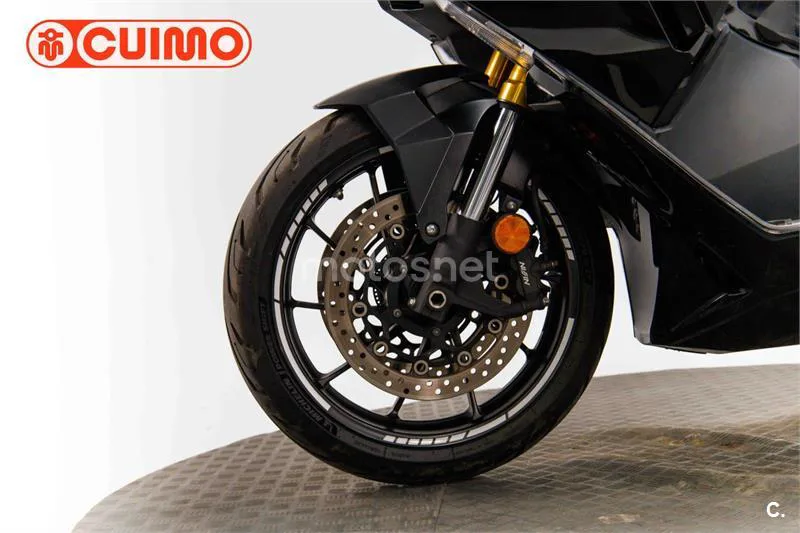 Honda Forza 750 – Vista 19