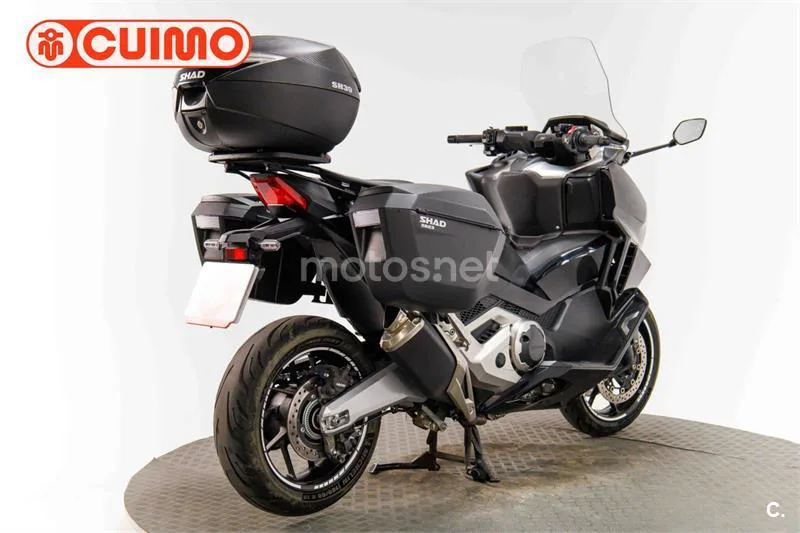 Honda Forza 750 – Vista 4