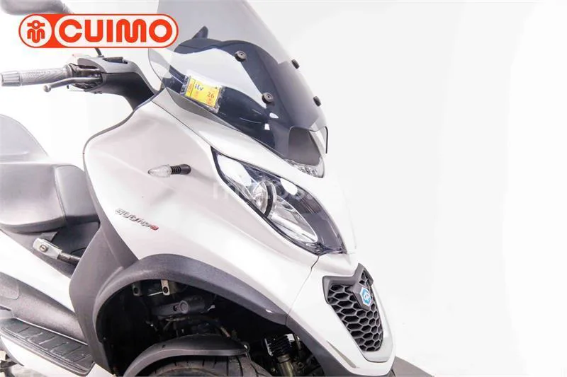 Piaggio MP3 – Vista 11