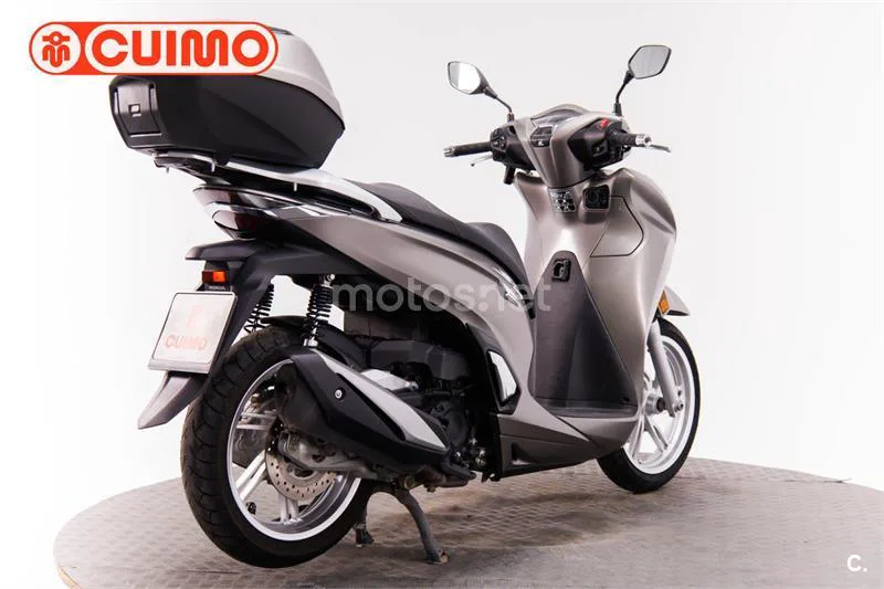 Honda SH 350i – Vista 4