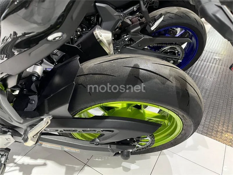 Kawasaki Z900 – Vista 5