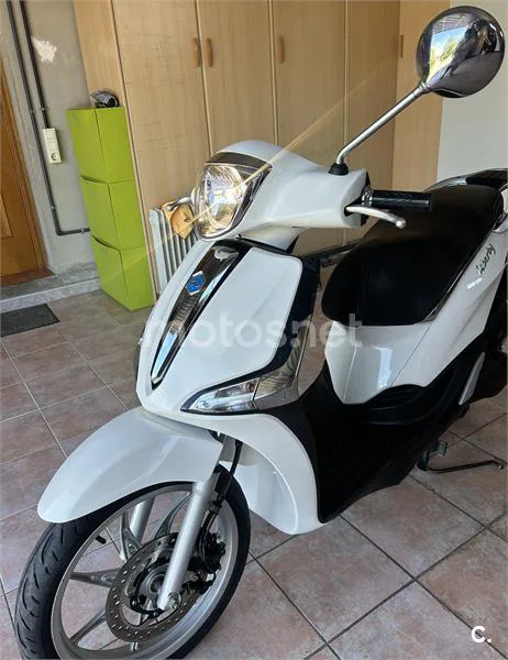 Piaggio LIBERTY – Vista 3