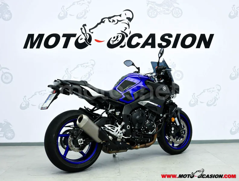 Yamaha MT-10 – Vista 3