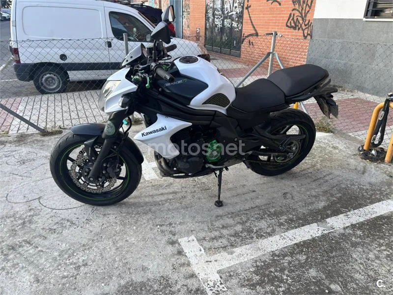 Kawasaki ER-6N – Vista 2