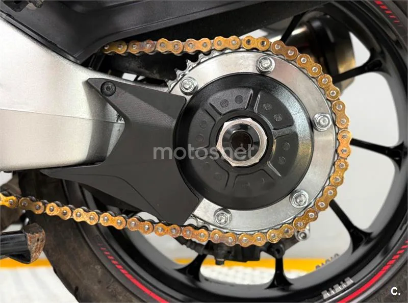 Honda VFR 800 X Crossrunner – Vista 13