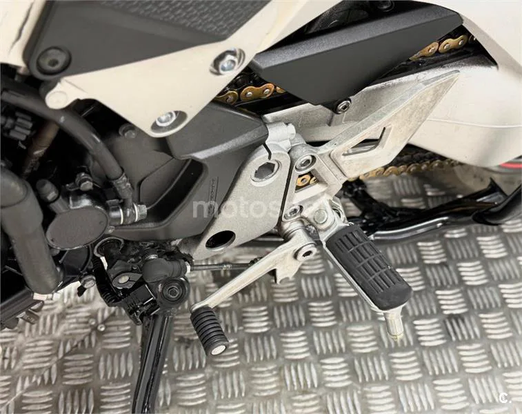 Honda VFR 800 X Crossrunner – Vista 18
