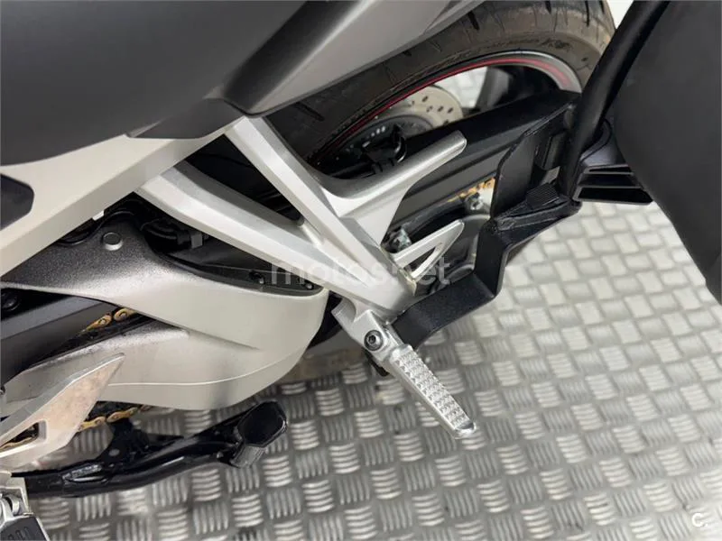 Honda VFR 800 X Crossrunner – Vista 20