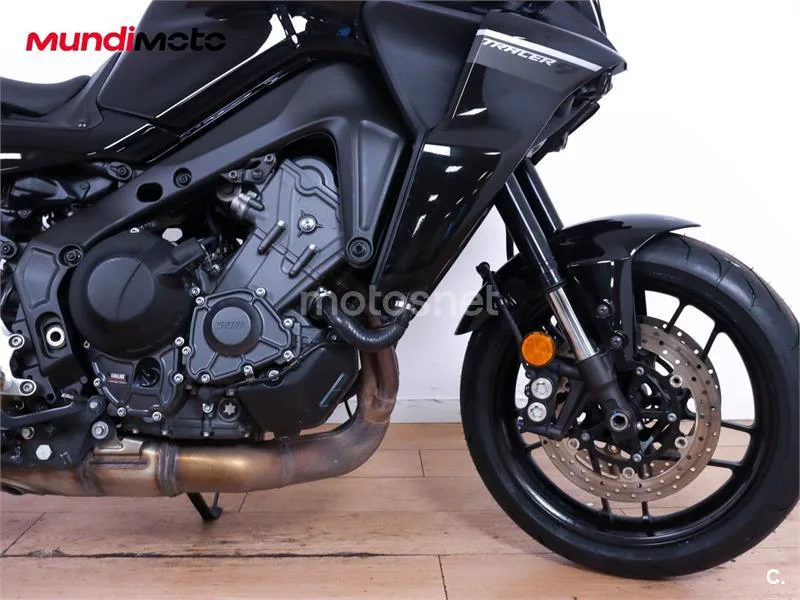 Yamaha Tracer 9 – Vista 15