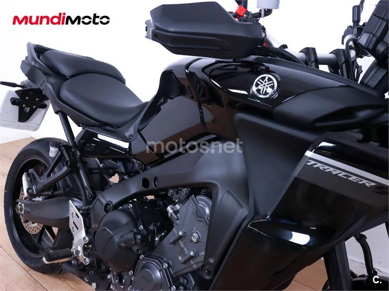 Yamaha Tracer 9 – Vista 16