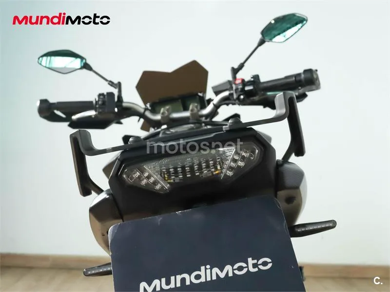 Yamaha Tracer 900 – Vista 9