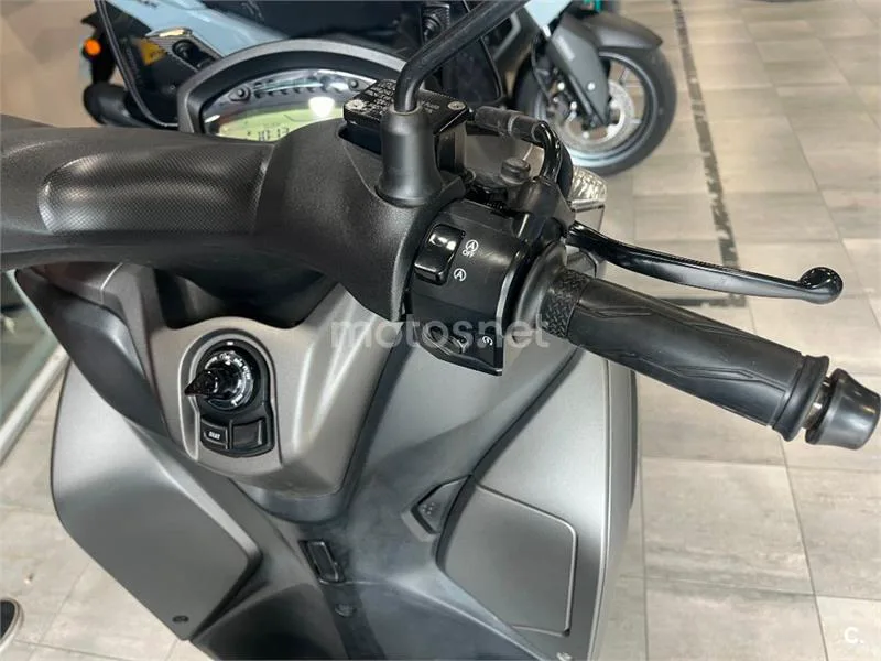Yamaha Tricity 125 – Vista 12
