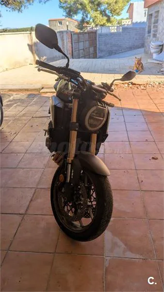 Honda CB 650 R – Vista 2