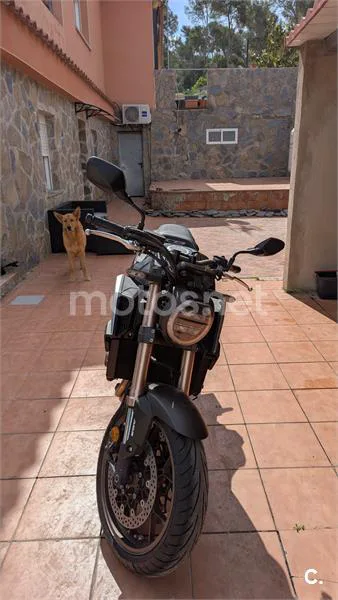 Honda CB 650 R – Vista 3