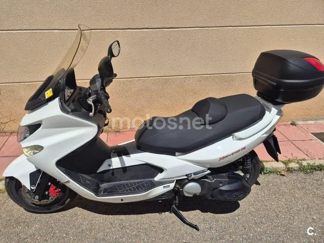 Kymco Xciting 500 R – Vista 4