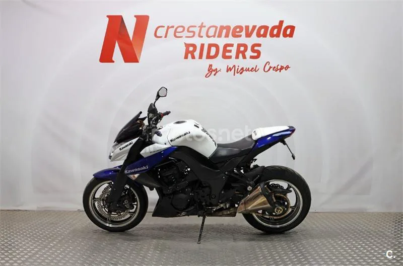 Kawasaki Z1000 – Vista 3