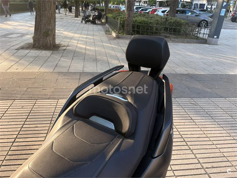 Yamaha XMAX 300 – Vista 3