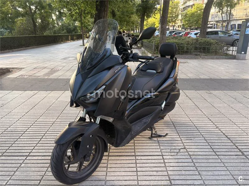 Yamaha XMAX 300 – Vista 6
