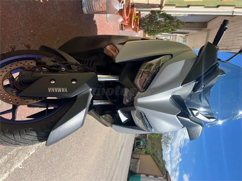 Yamaha XMAX 300 – Vista 2