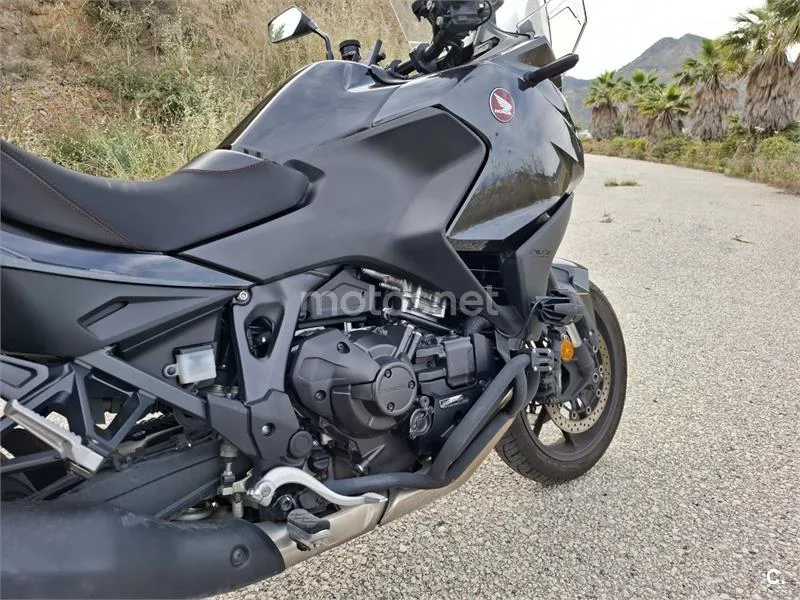 Honda NT1100 – Vista 9