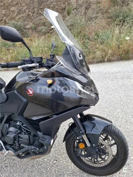 Honda NT1100 – Vista 10