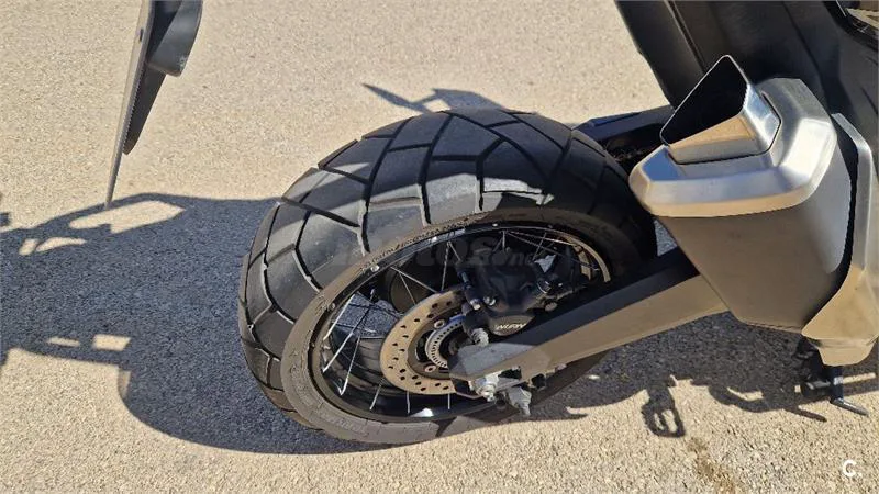 Honda X-ADV – Vista 7