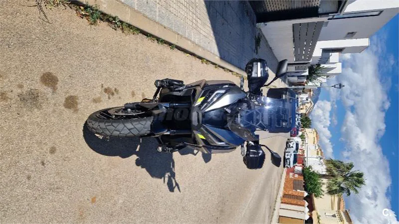 Honda X-ADV – Vista 9