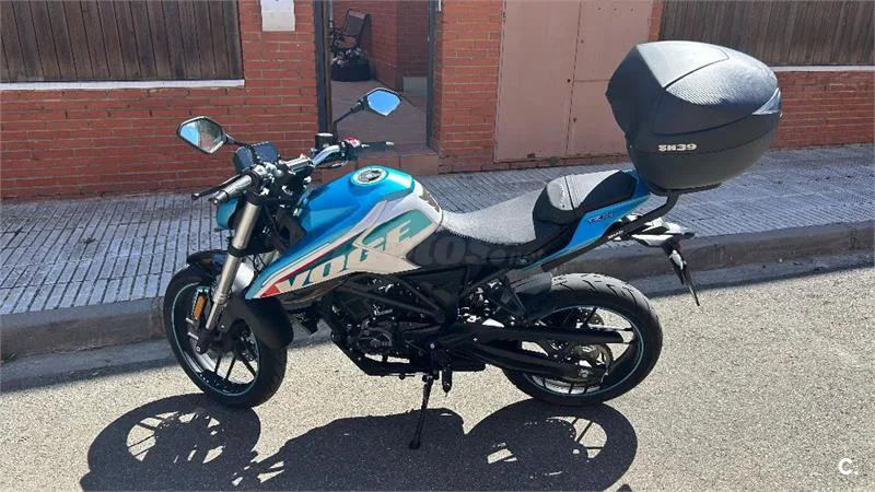 Voge 125 R – Vista 3