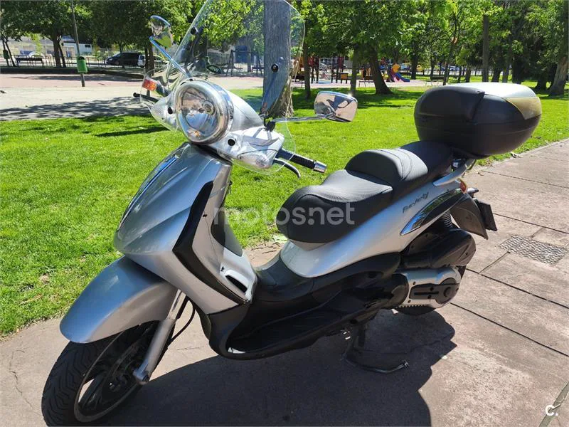 Piaggio Beverly 500 – Vista 6