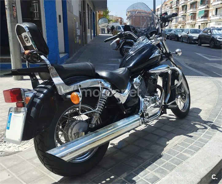 Suzuki Intruder 250 – Vista 4