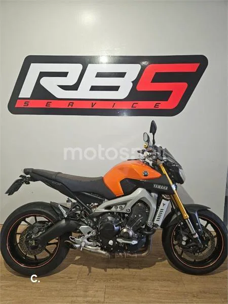 Yamaha MT-09 – Vista 7