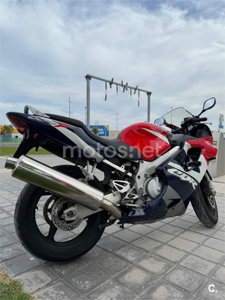 Honda CBR 600 F 3000 € 2002 Zaragoza - 2